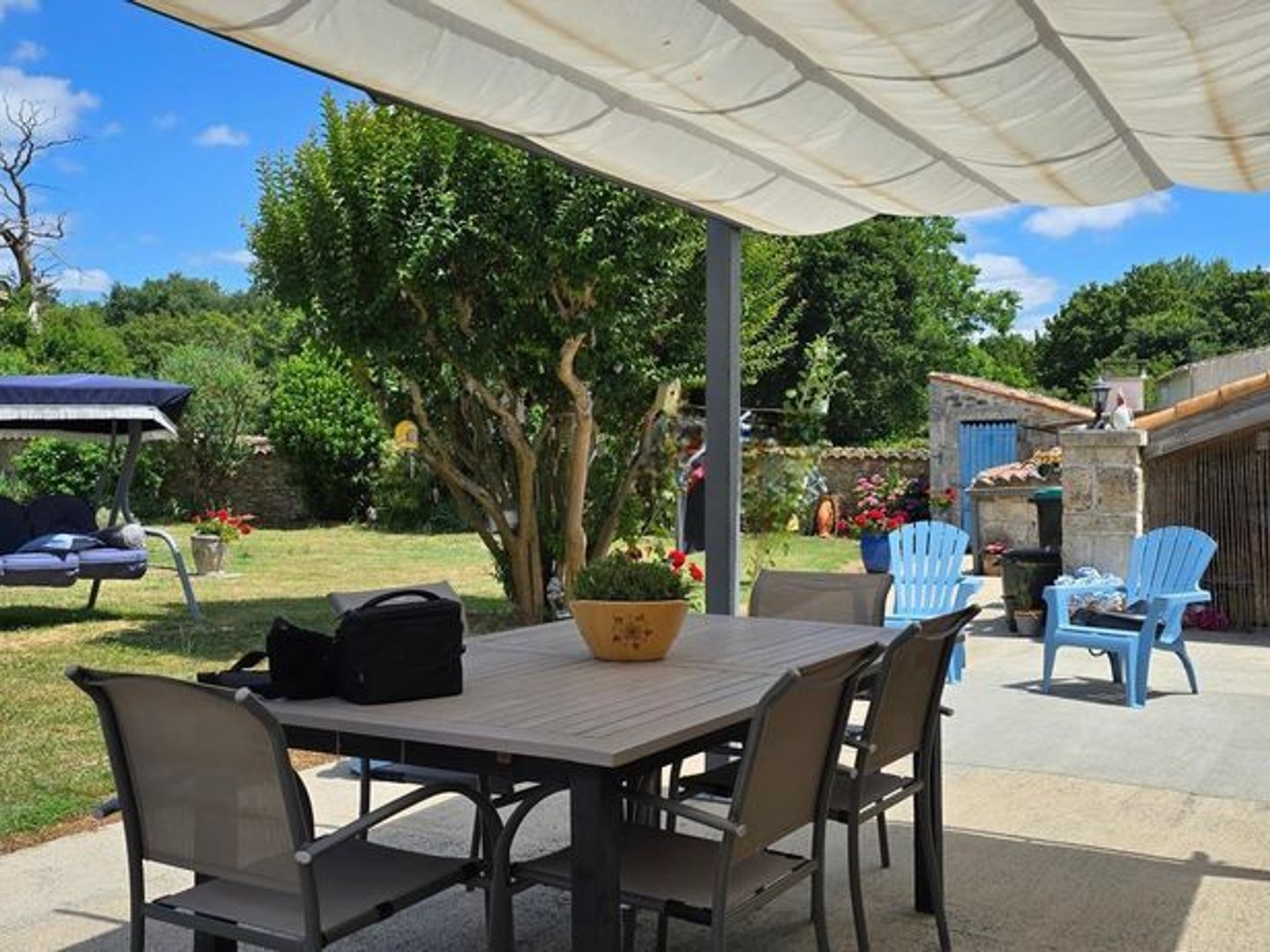 Maison à vendre - 8 pièces - 213m2 - Montpellier-De-Mé... (17260)