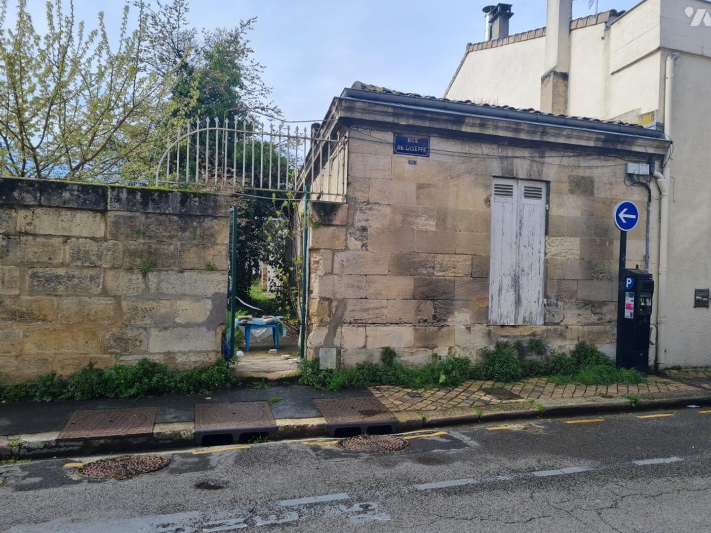 Maison à vendre - 14 pièces - 197m2 - Bordeaux (33000)