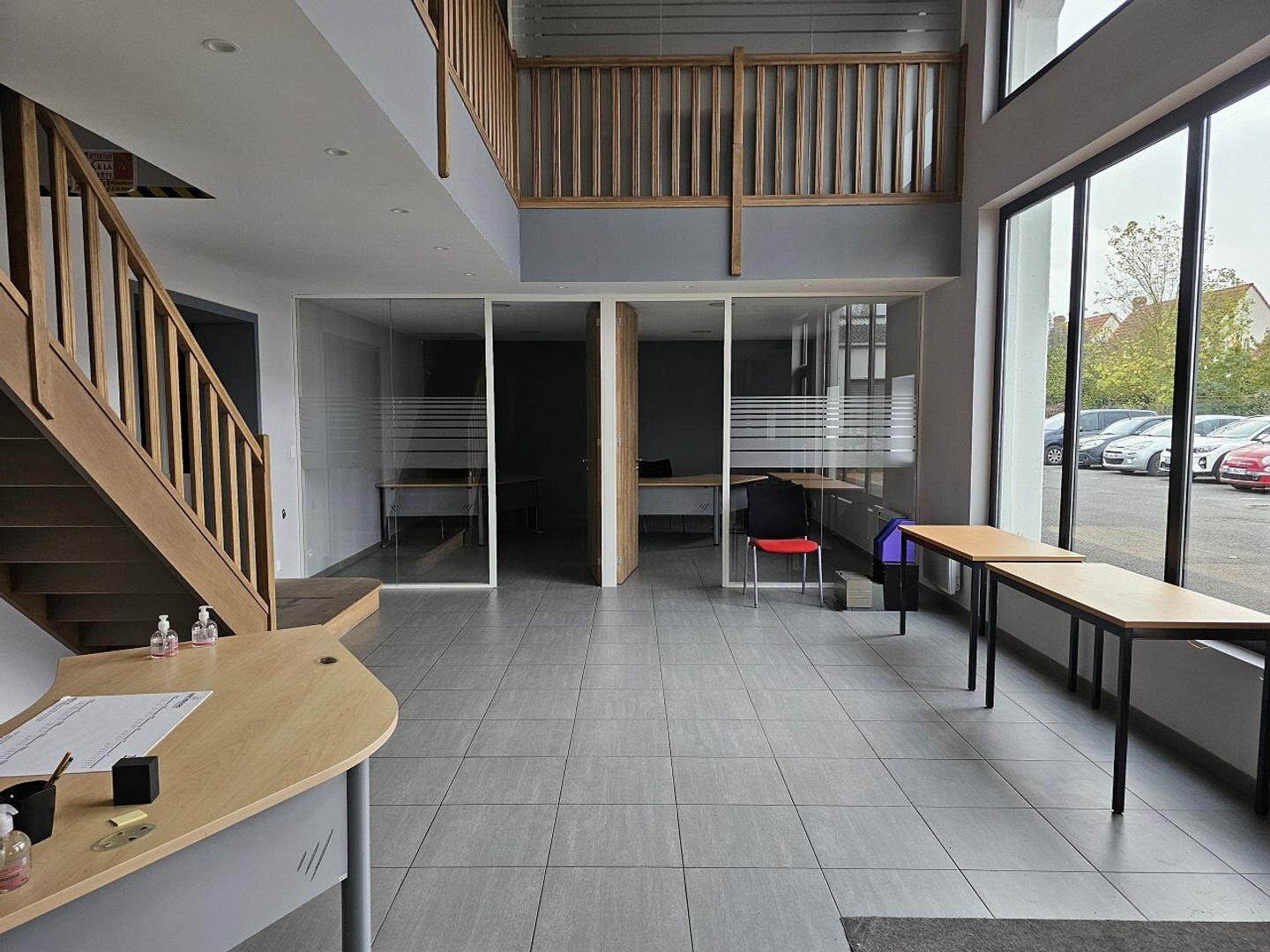 Commerce 278 m²