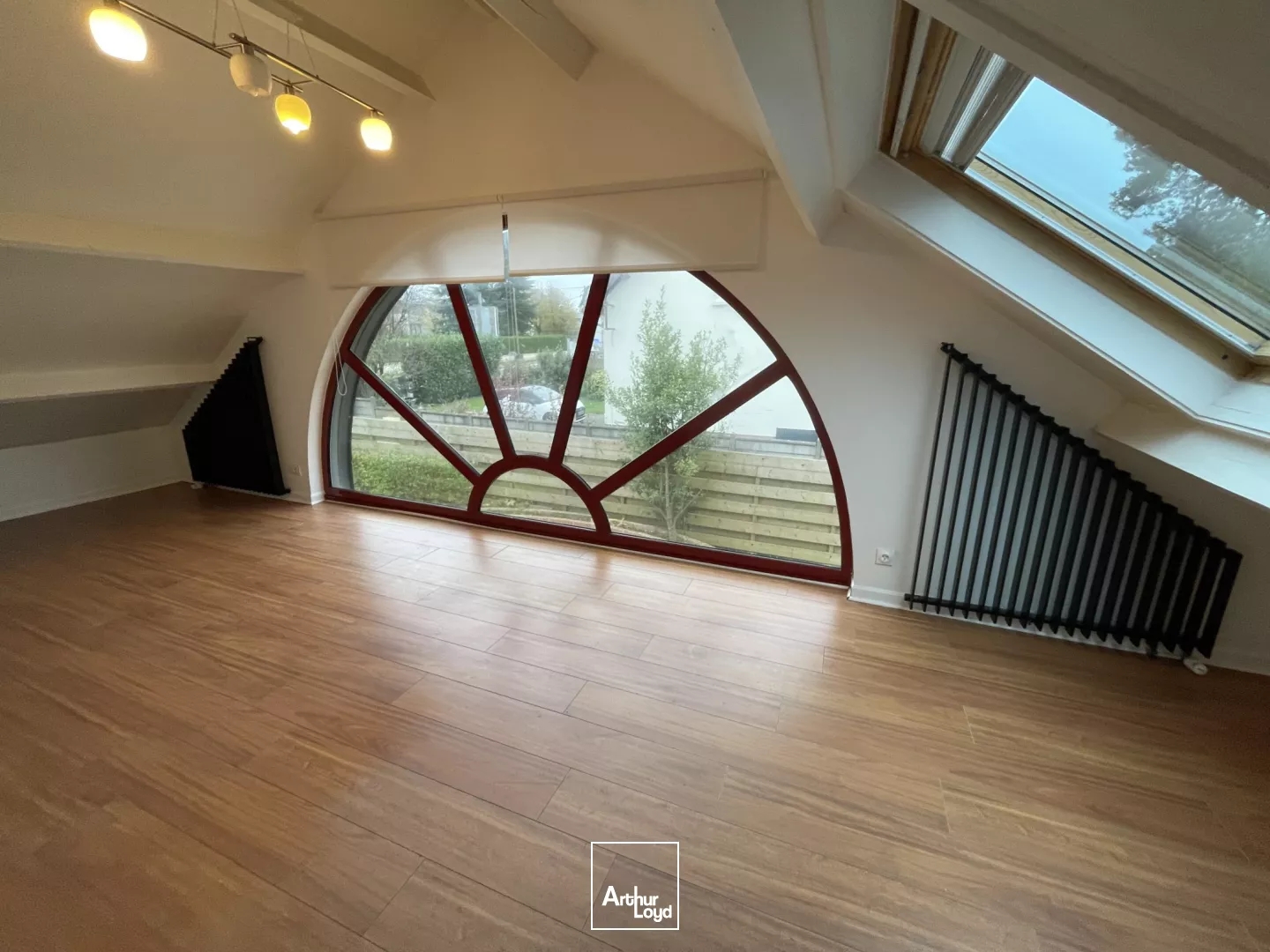Locaux à vendre - 361m2 - Bois-Guillaume (76230)