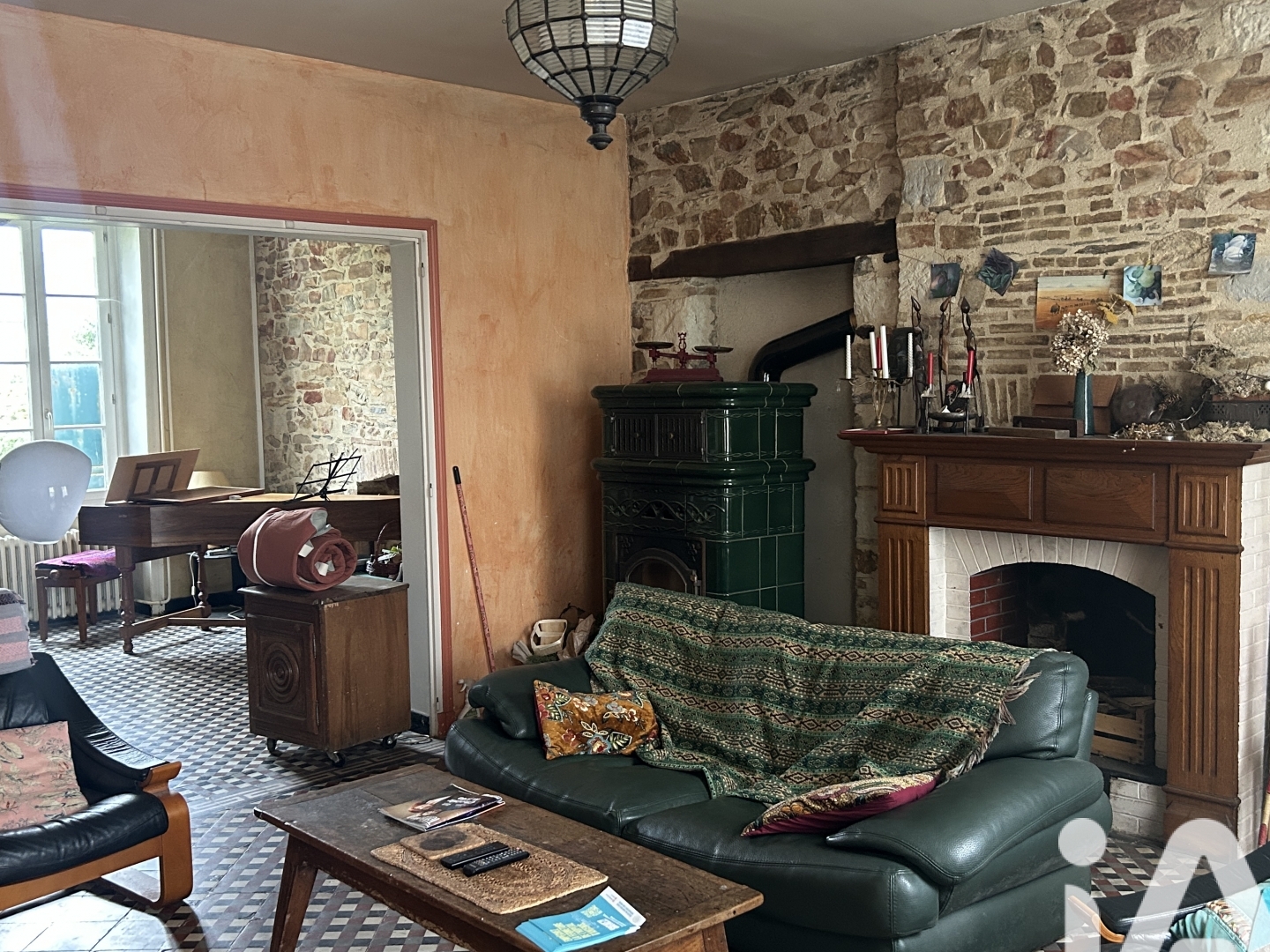 Maison à vendre - 9 pièces - 340m2 - Vallons-De-L'erdre (44540)