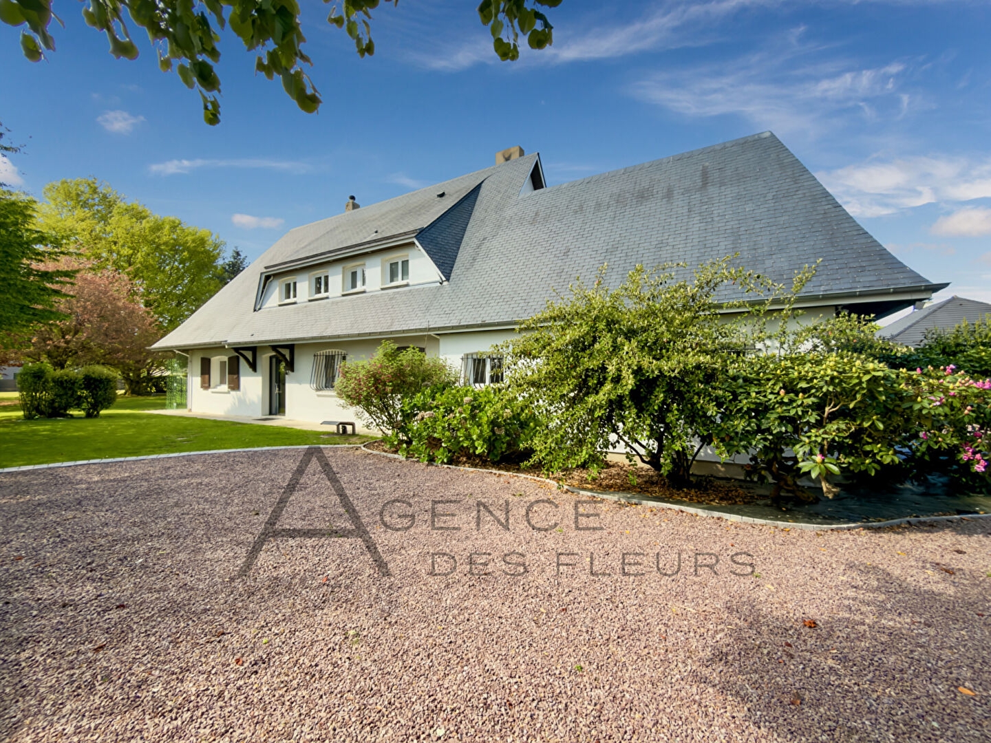 Maison Saint Pierre Des Fleurs 185 m2