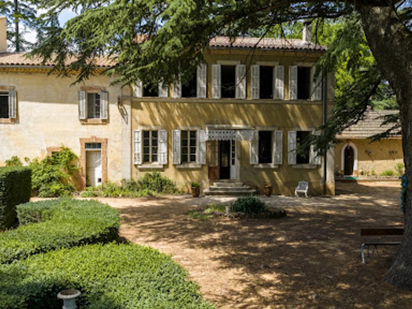 Maison 24 pièces 582 m²
