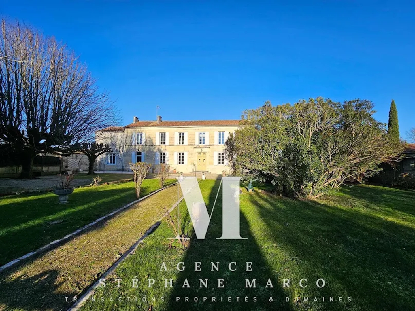 Maison 10 pièces 283 m²