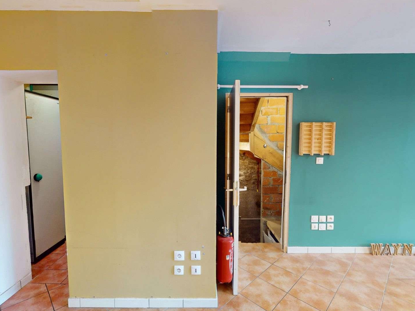 Magasin à vendre - 1 pièce - 71m2 - Douvres-La-Délivr... (14440)