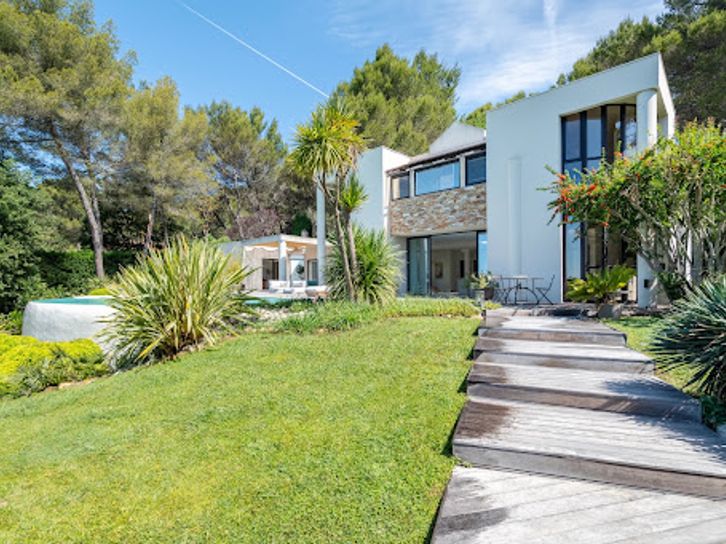 Propriété 6 pièces 300 m²