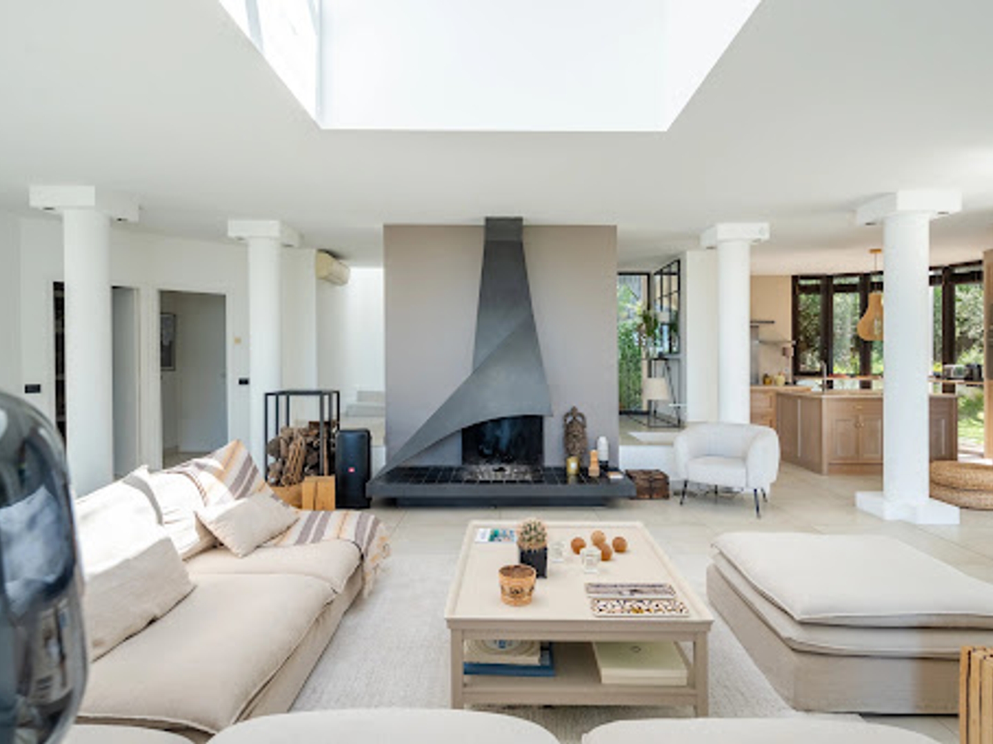 Maison à vendre - 6 pièces - 300m2 - Éguilles (13510)