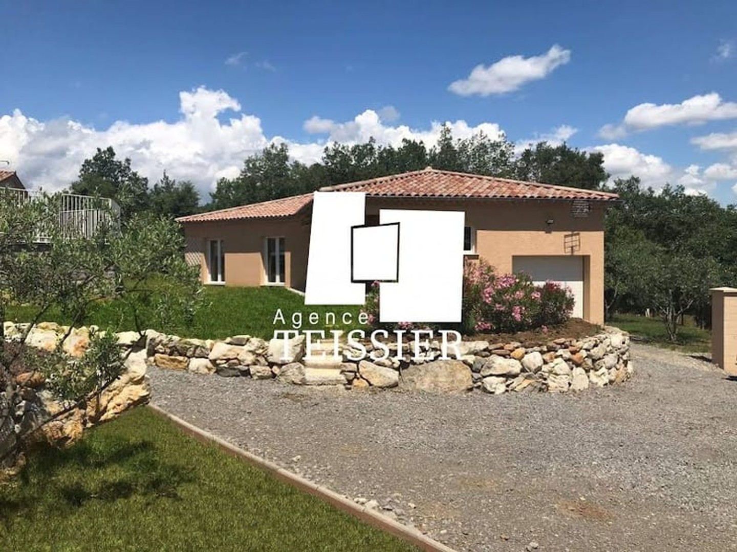 Villa 4 pièces 124 m²