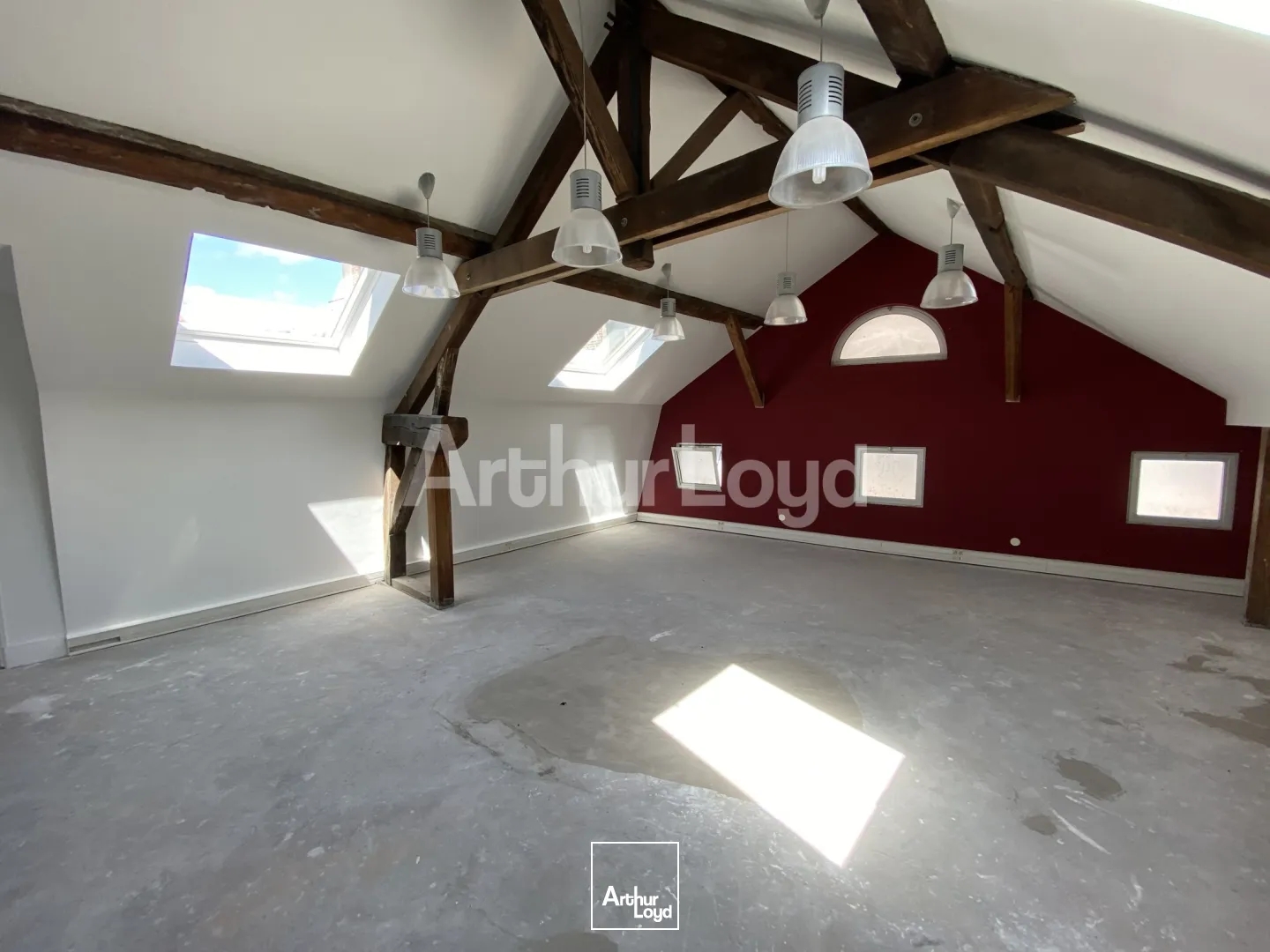 Immeuble à vendre - 1357m2 - Lille (59000)