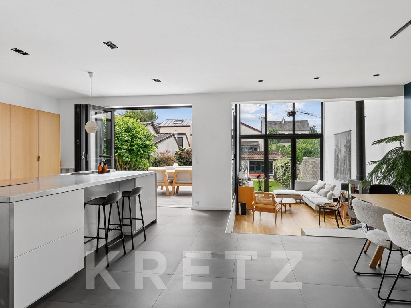 Maison à vendre - 7 pièces - 200m2 - Rueil-Malmaison (92500)