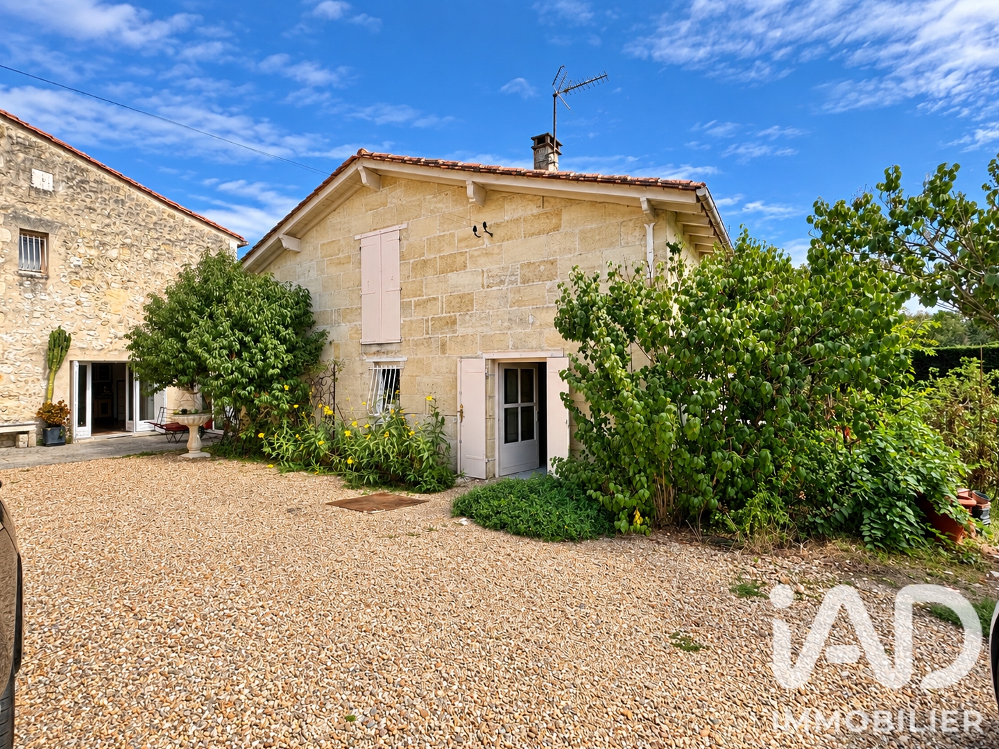 Maison à vendre - 10 pièces - 324m2 - Saint-Loubès (33450)