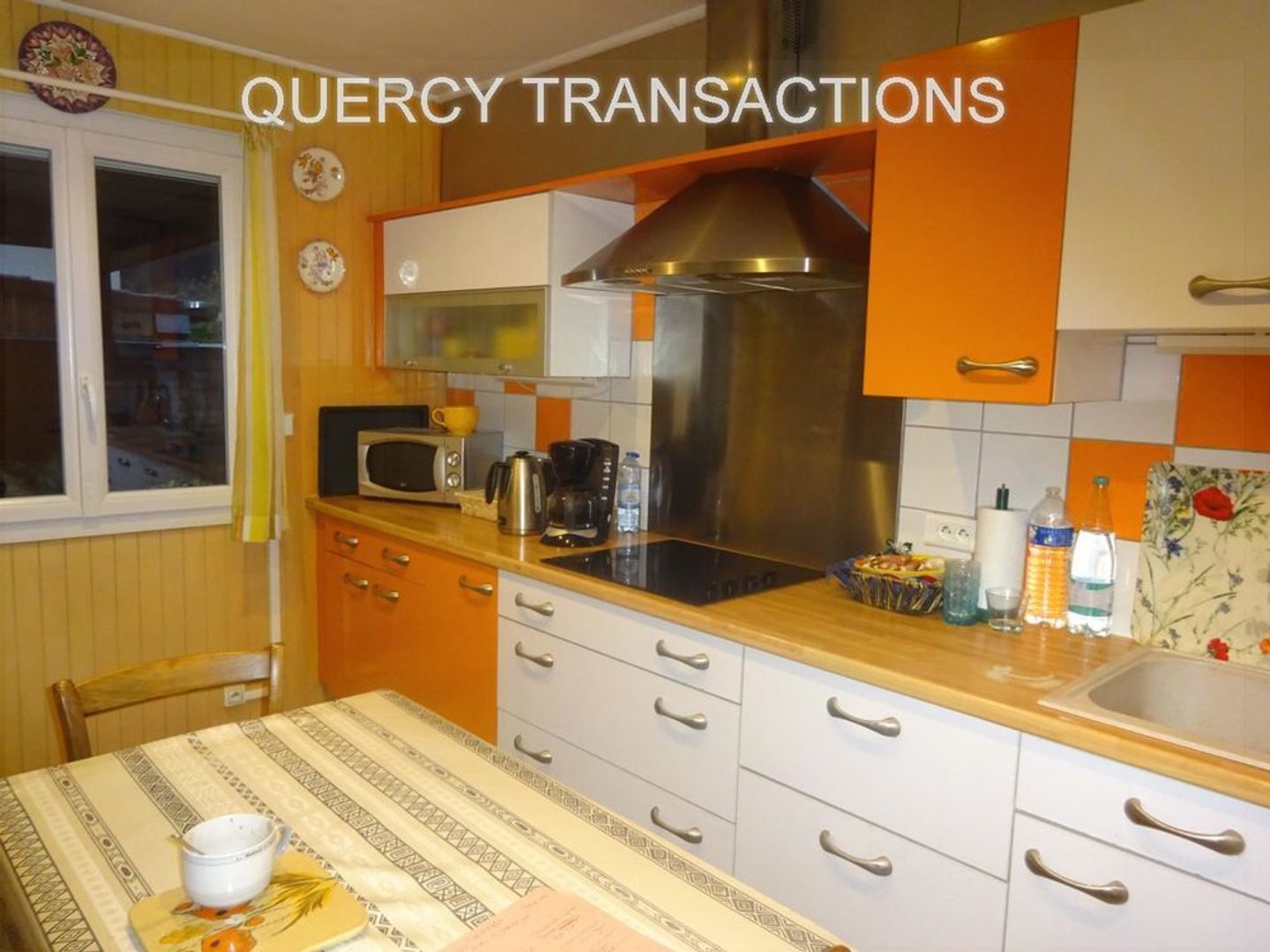 Cahors maison proche des commerces avec terrain et piscine