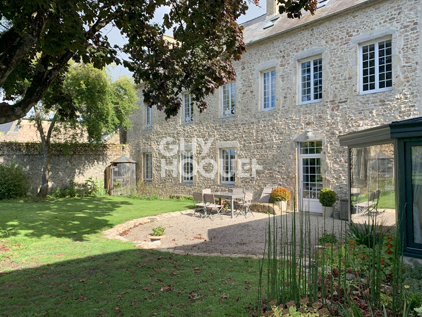 Maison 10 pièce(s) 200 m2
