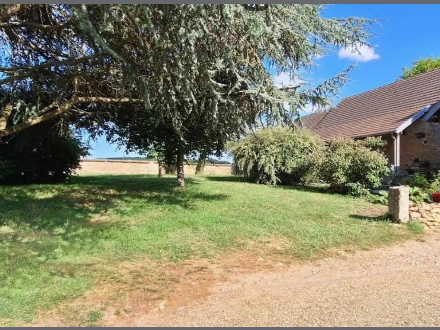 Maison 5 pièces en pierres, à rénover