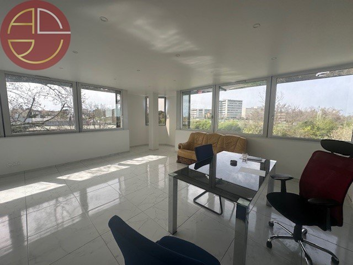 Bureaux à vendre - 1 pièce - 180m2 - Toulouse (31100)