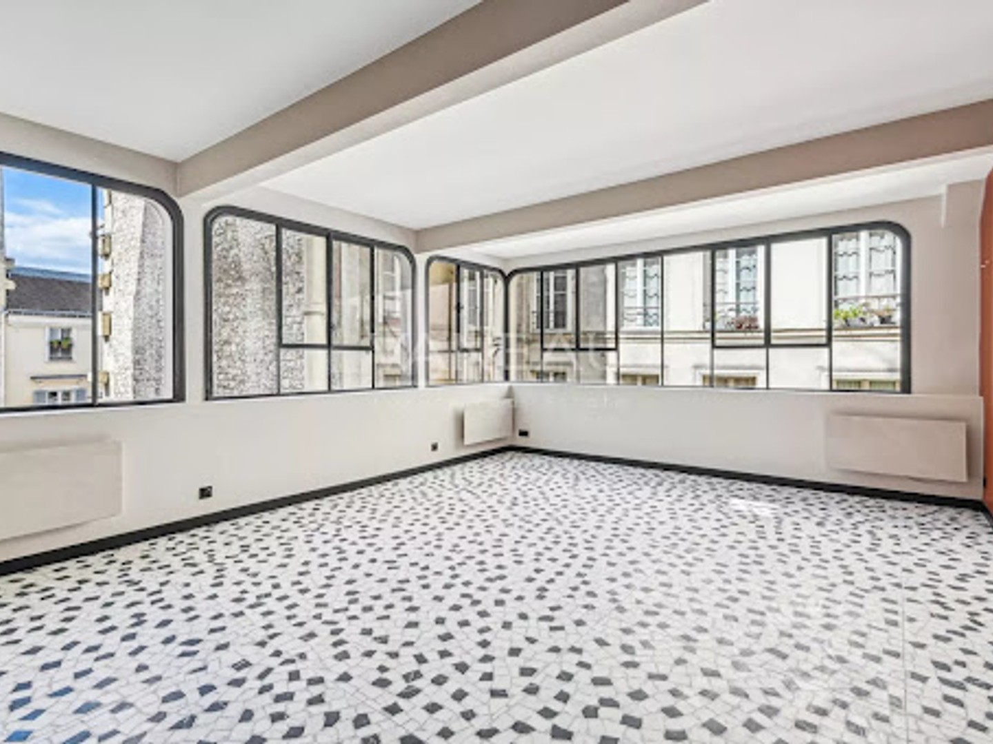 Appartement 5 pièces 152 m²