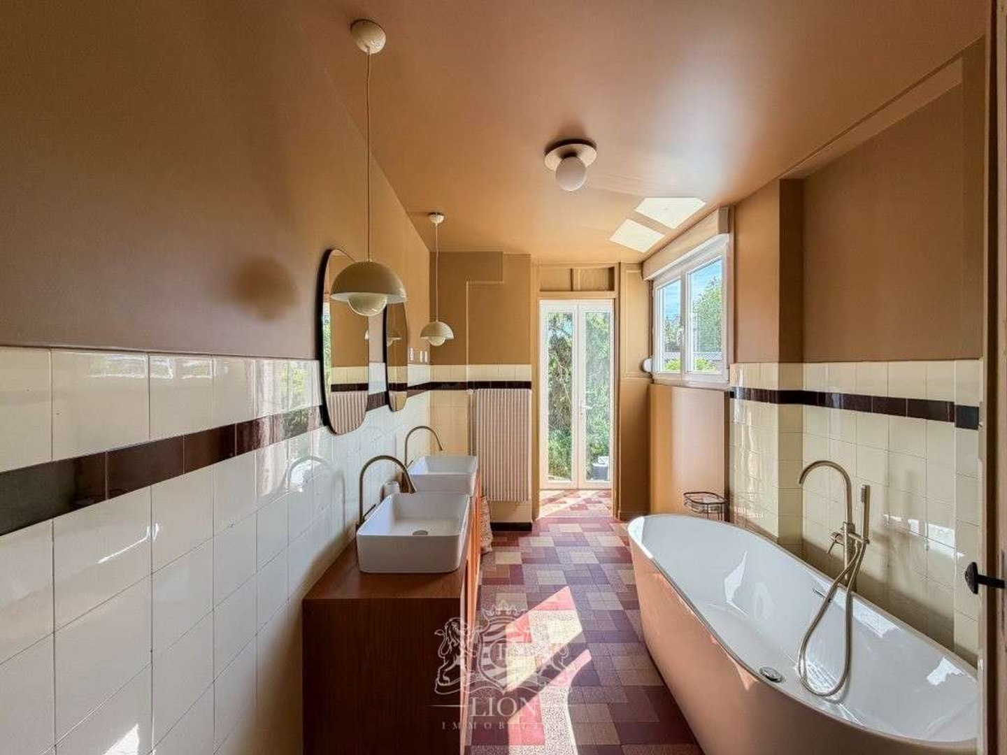 Maison 7 pièces 166 m²