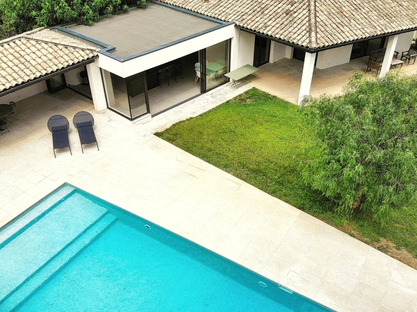Maison à vendre - 8 pièces - 235m2 - Clermont-L'hérault (34800)