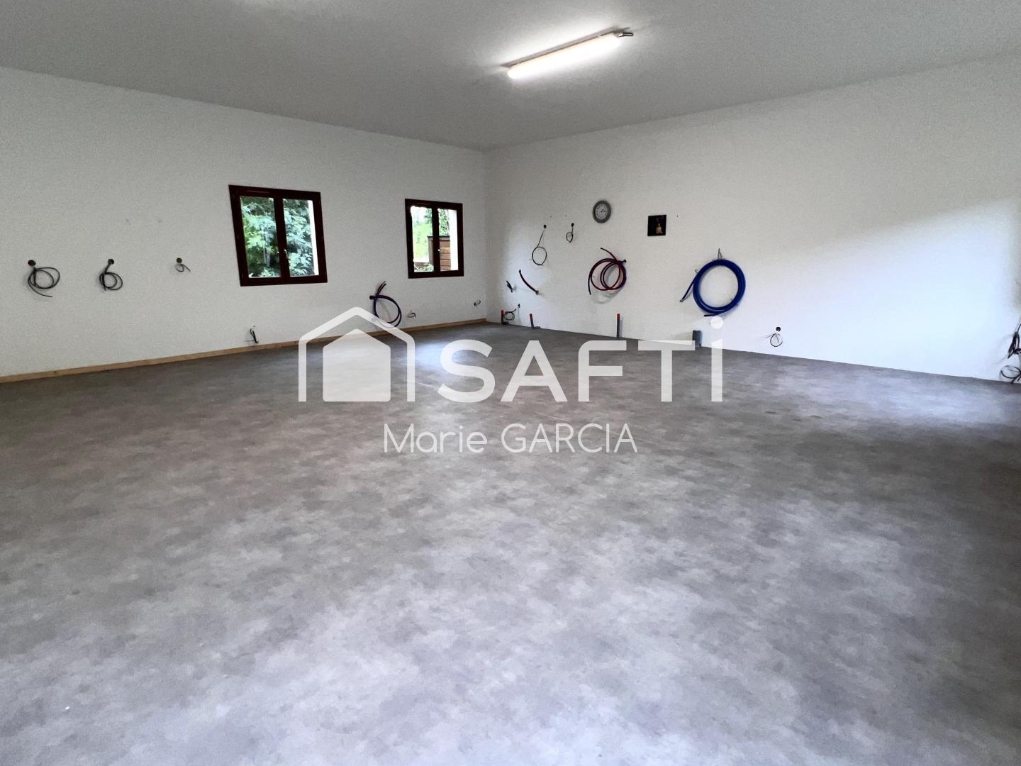 Immeuble à vendre - 5 pièces - 190m2 - Monbéqui (82170)