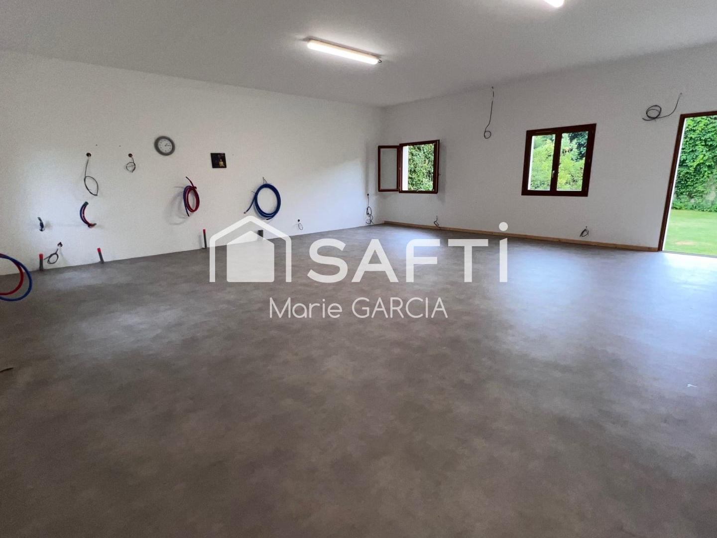 Immeuble à vendre - 5 pièces - 190m2 - Monbéqui (82170)