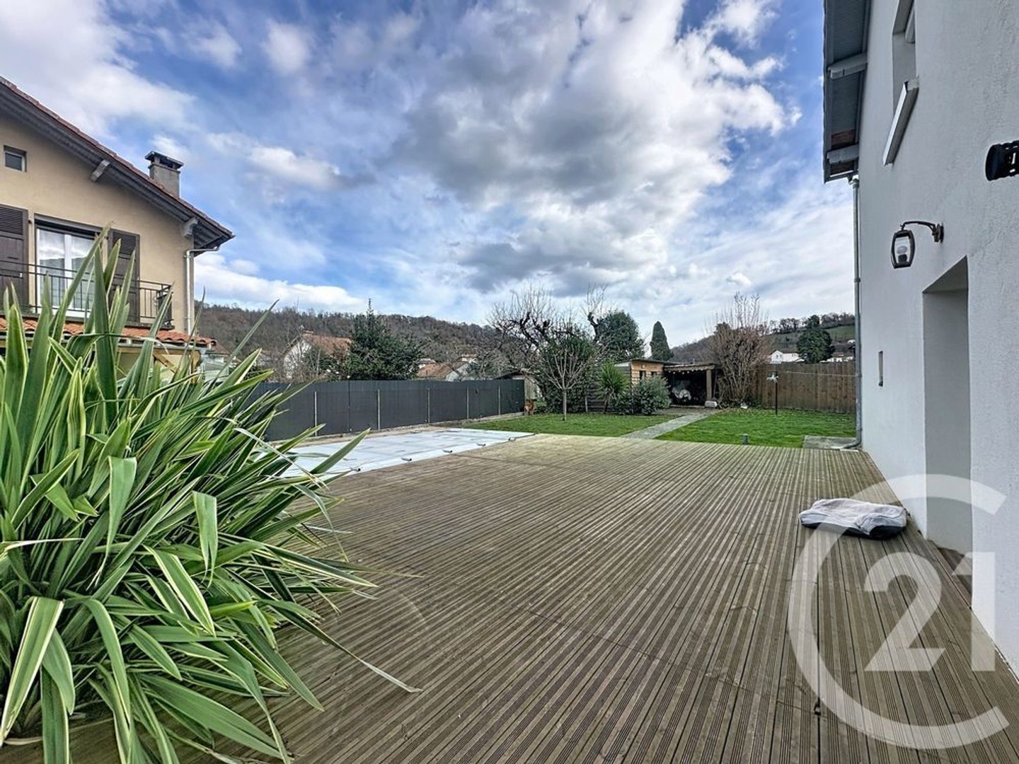 Maison à vendre - 8 pièces - 351m2 - Saint-Girons (09200)