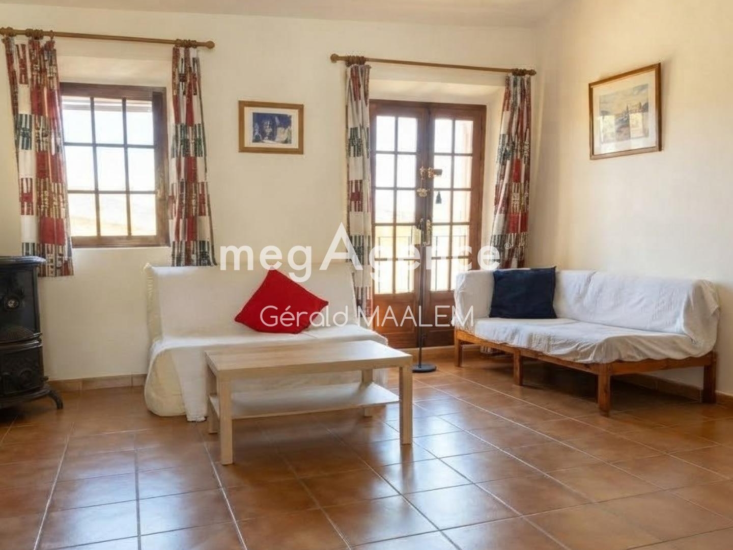 Maison à vendre - 2 pièces - 50m2 - Le Plan-De-La-Tour (83120)