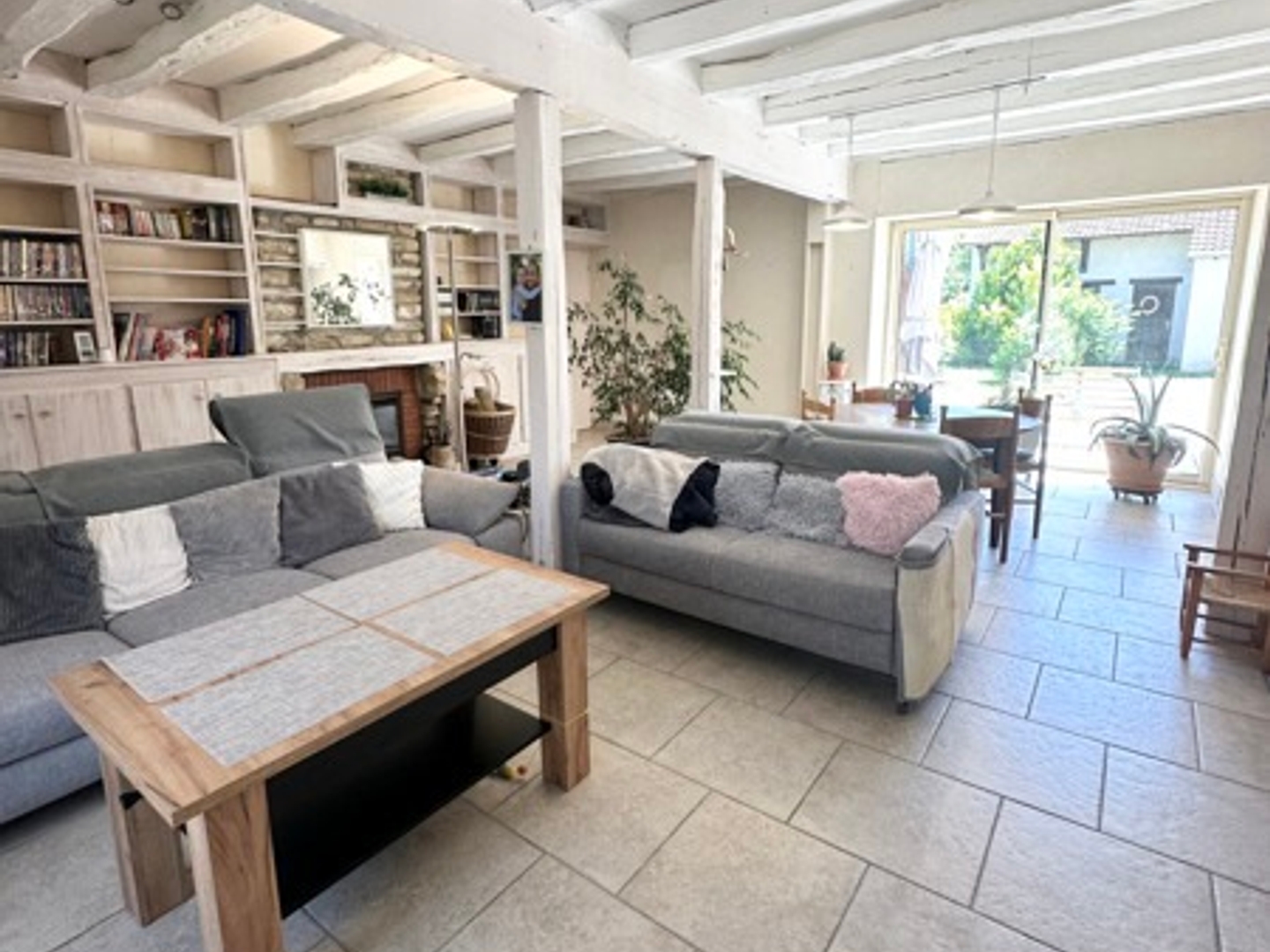 Maison à vendre - 7 pièces - 193m2 - Les Bordes (36100)