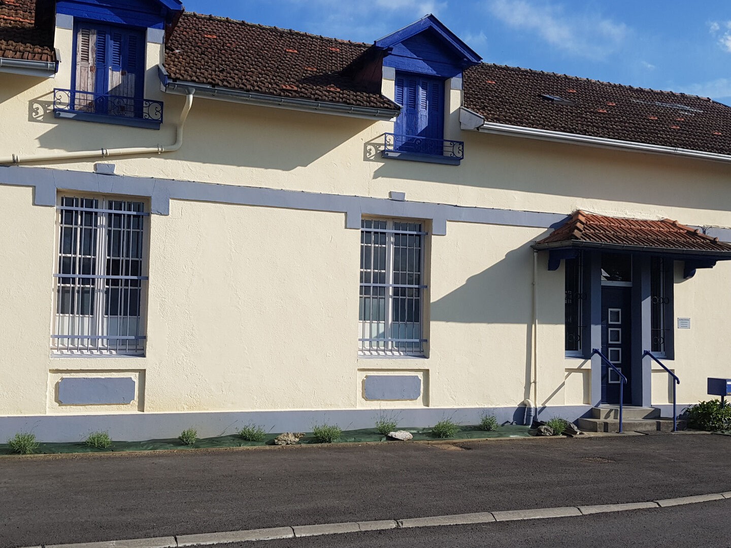 Proche centre local de plain-pied en RDC