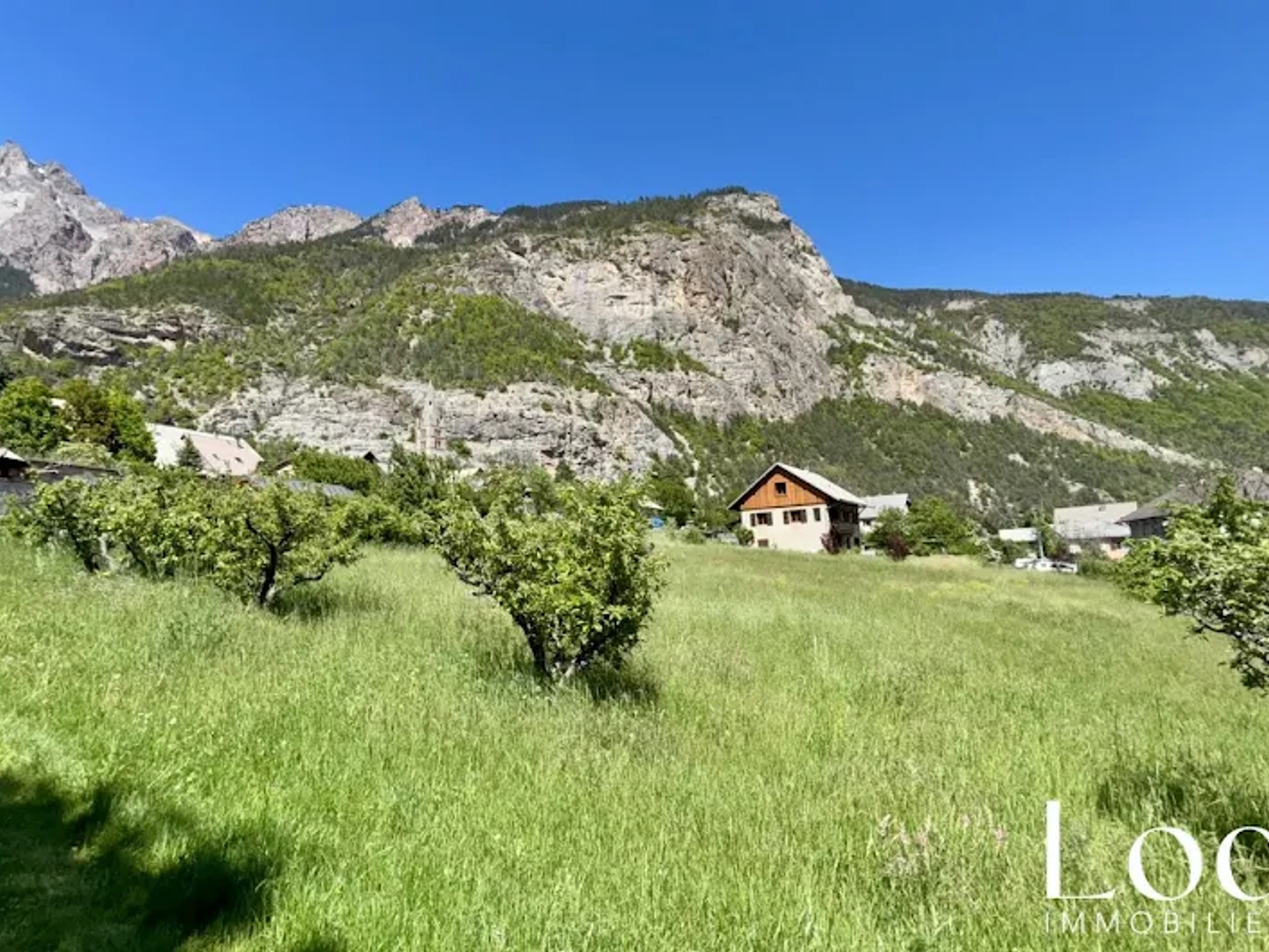 Terrain à vendre - 2727m2 - Les Vigneaux (05120)