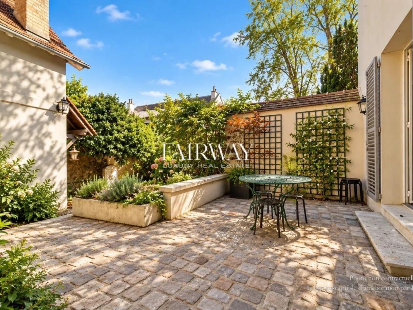 Maison à vendre - 7 pièces - 192m2 - Versailles (78000)