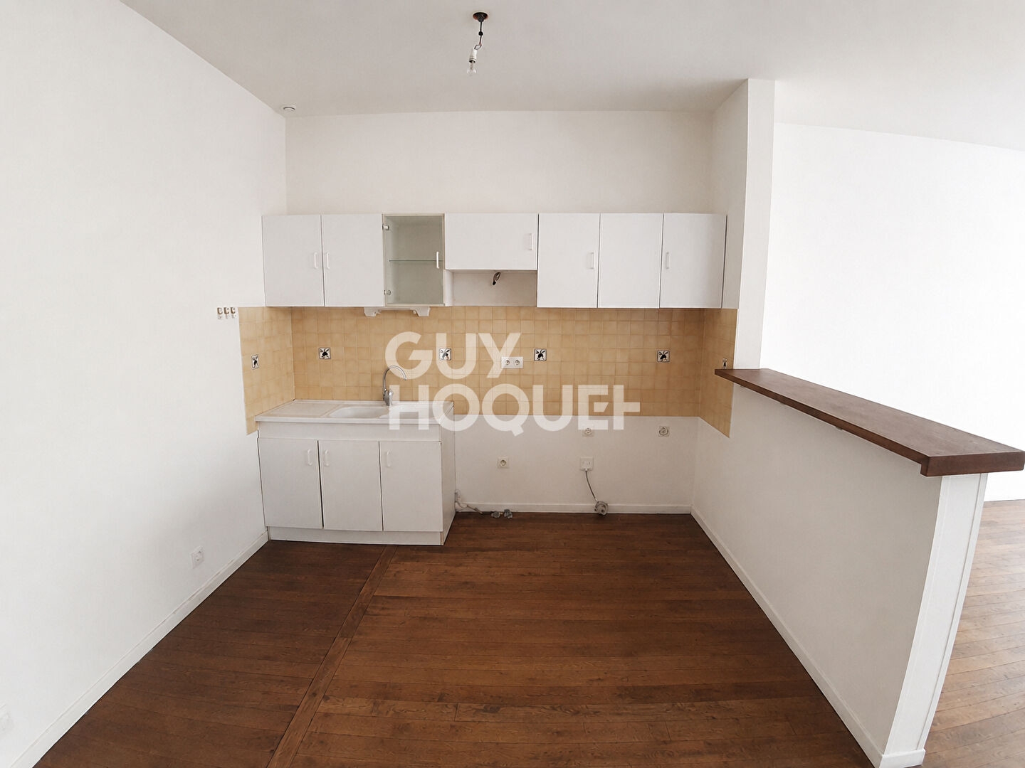 Appartement à vendre - 3 pièces - 84m2 - Vals-Les-Bains (07600)