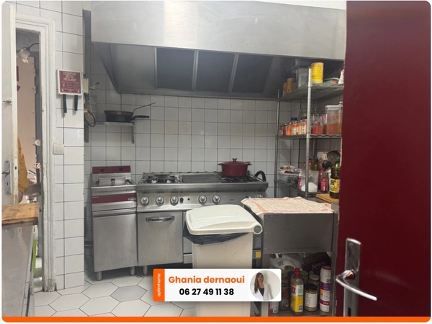 A VENDRE MURS COMMERCIAUX RARES AVEC FOND DE COMMERCE - EMPLACEMENT STRATÉGIQUE AU PERREUX-SUR-MARNE