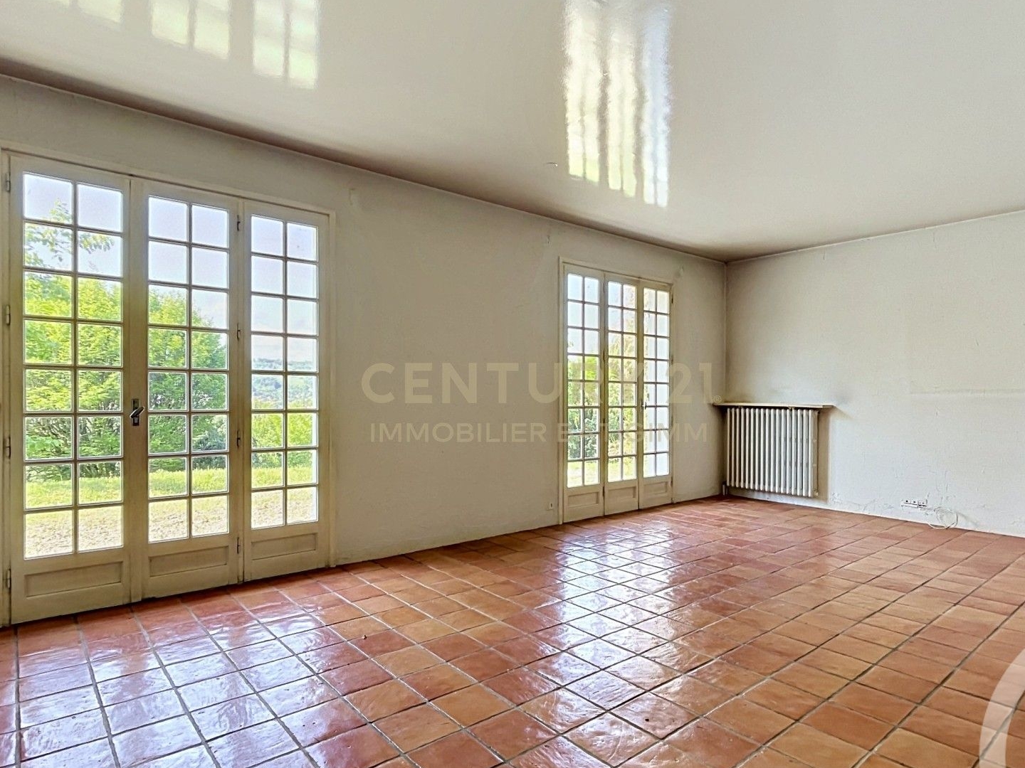Maison à vendre - 7 pièces - 210m2 - Bourgoin-Jallieu (38300)