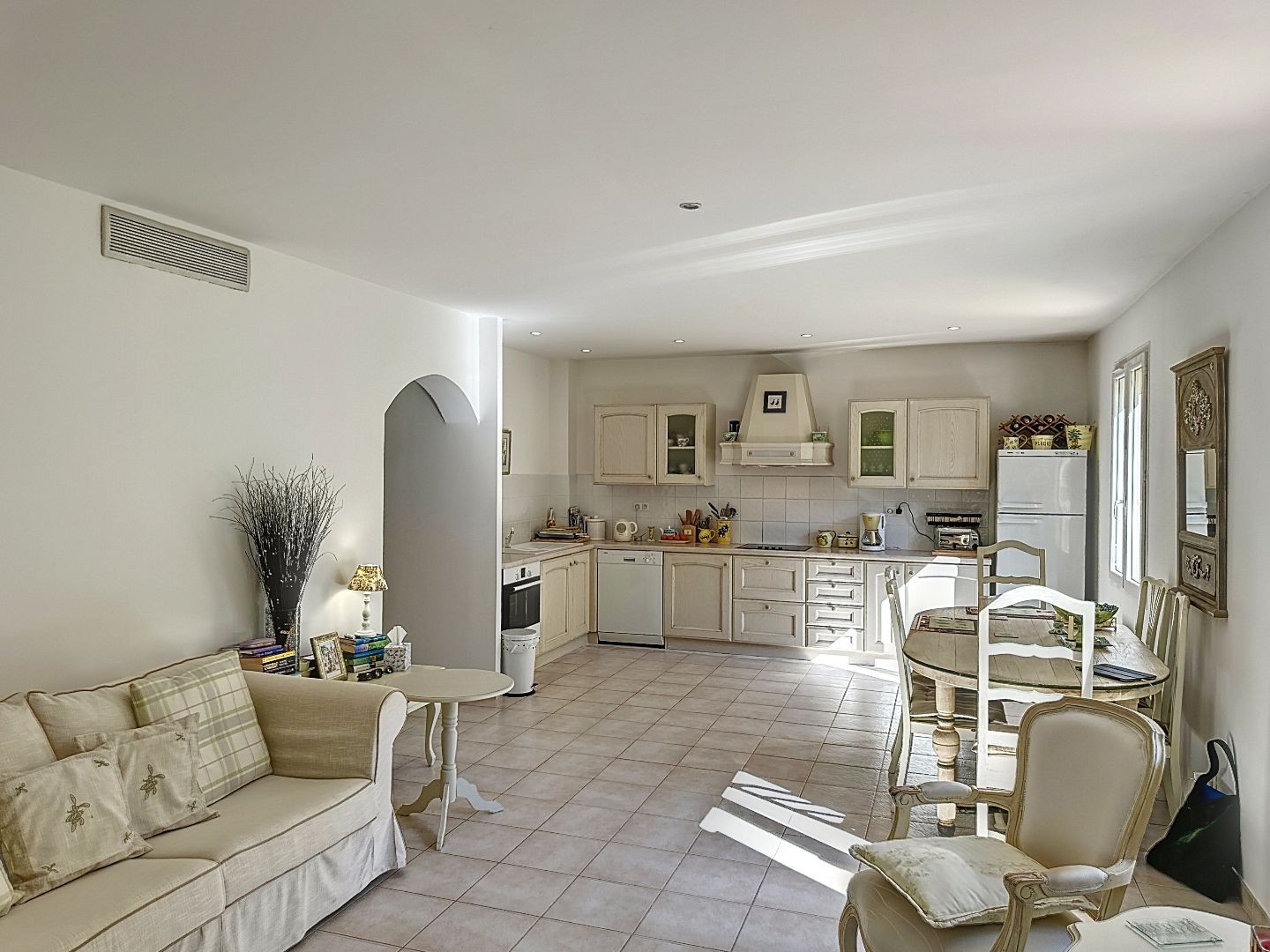 Appartement à vendre - 3 pièces - 70m2 - Lorgues (83510)
