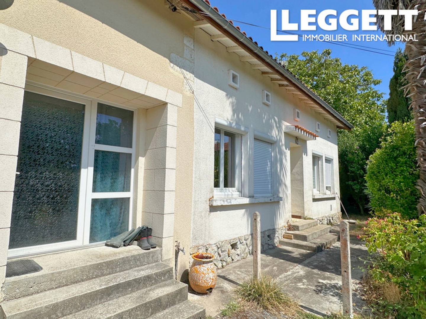 Maison à vendre - 6 pièces - 121m2 - Saint-Romain (16210)