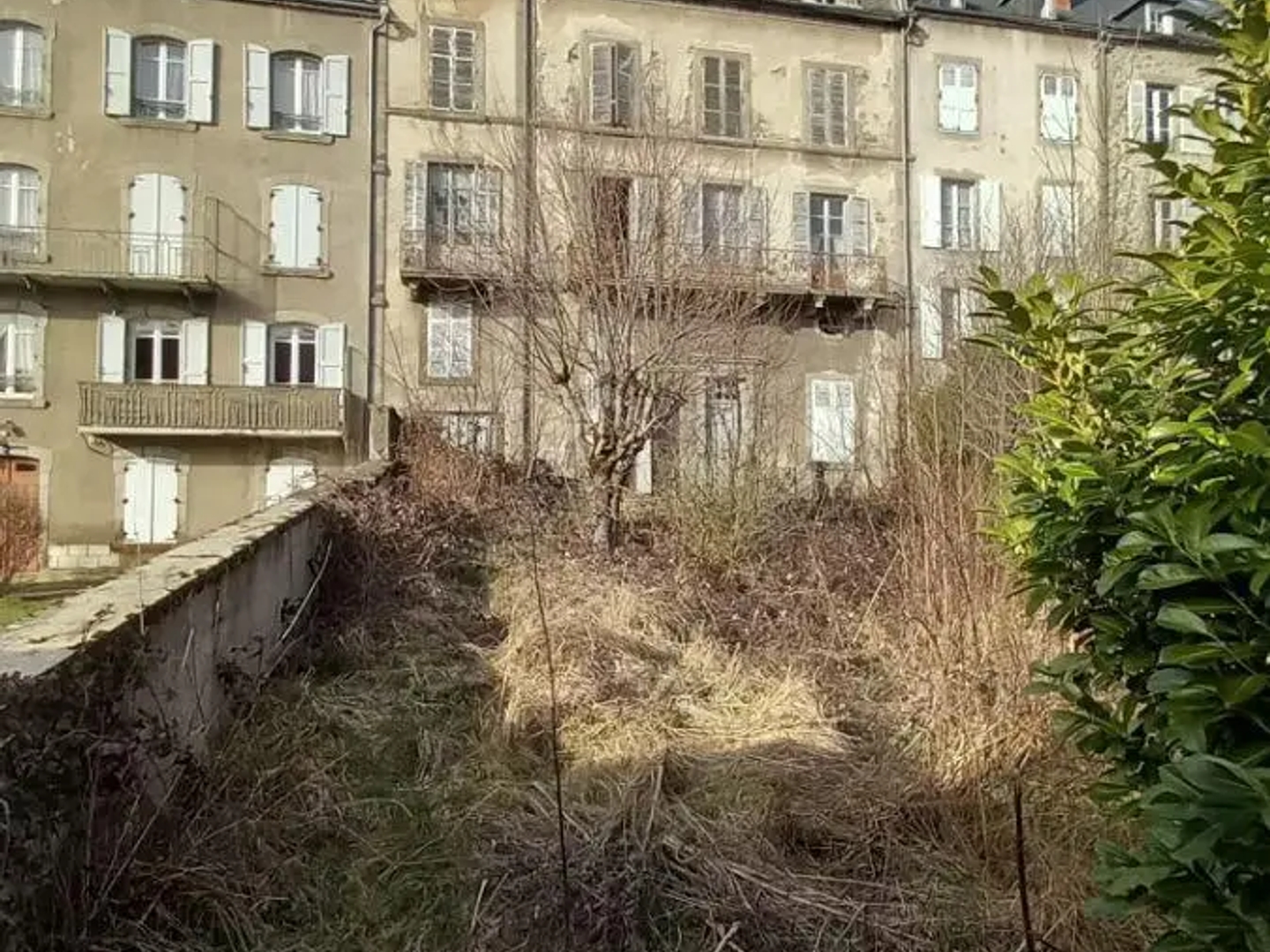 Immeuble à vendre - 450m2 - Murat (15300)
