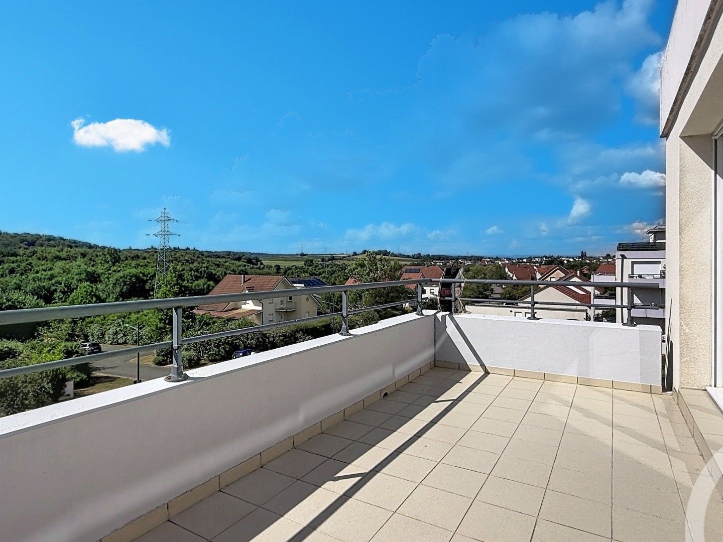 Appartement à vendre - 3 pièces - 68m2 - Sainte-Suzanne (25630)