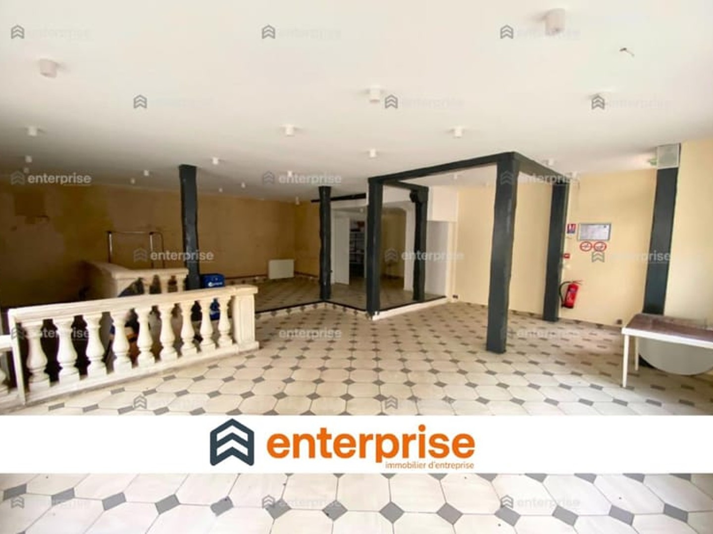 Bureaux 260 m²