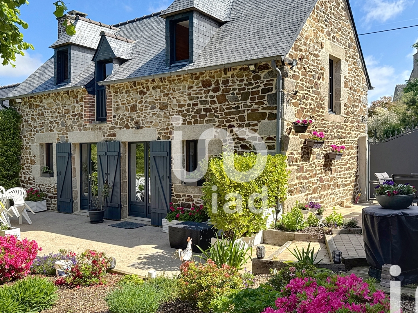 Maison à vendre - 4 pièces - 179m2 - Lantic (22410)
