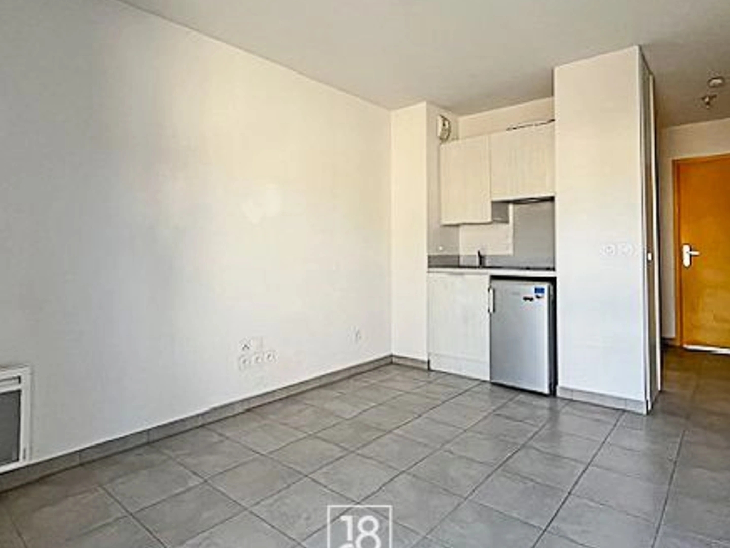 Appartement à vendre - 1 pièce - 18m2 - Marseille 9e (13009)