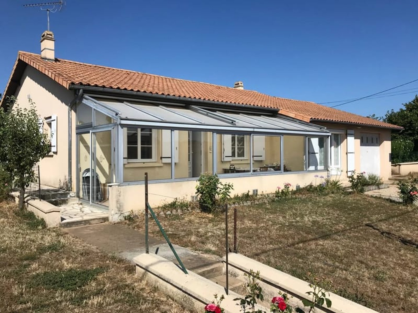 plain pied avec beau terrain