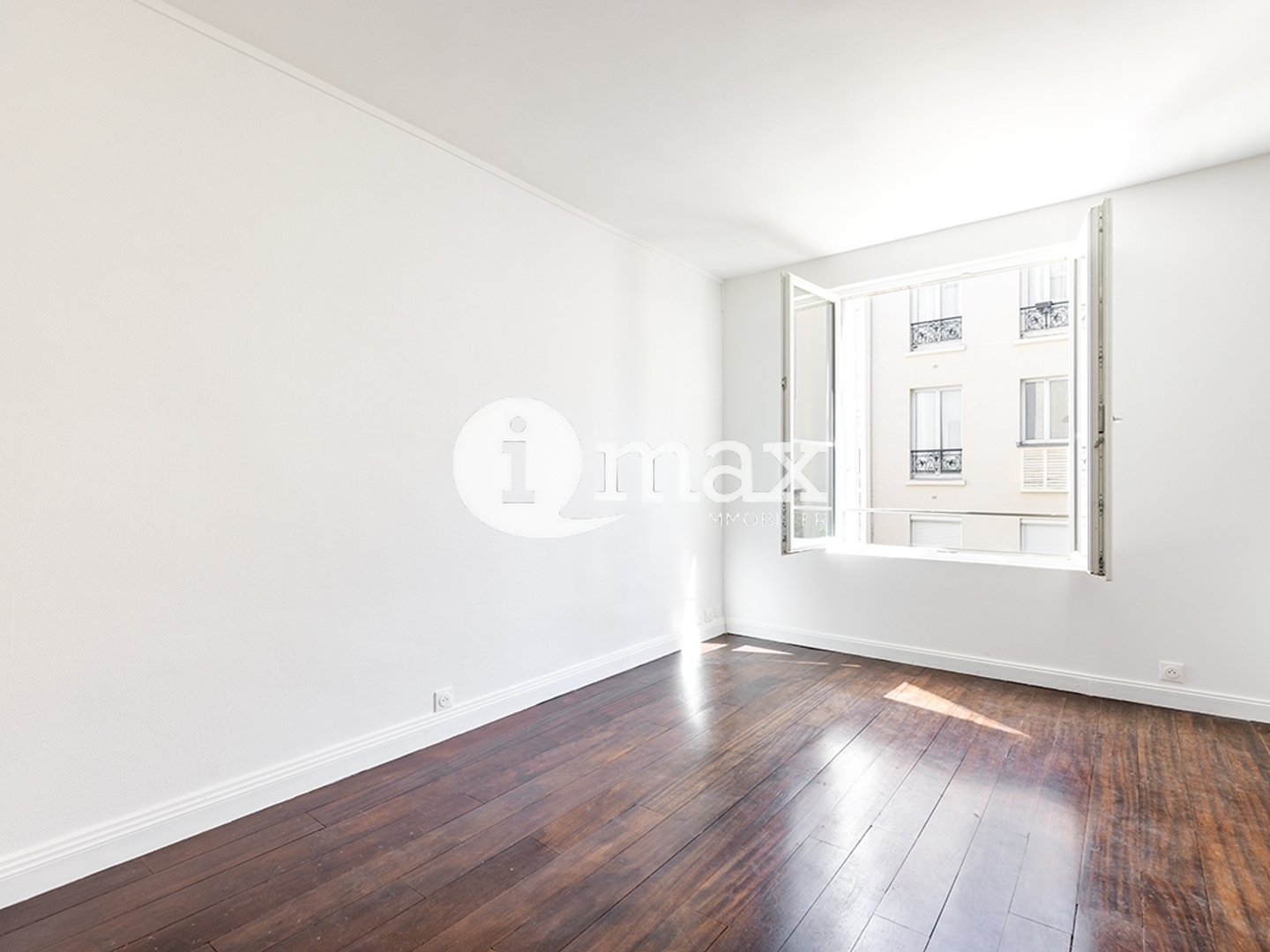 Appartement à vendre - 2 pièces - 37m2 - Levallois-Perret (92300)