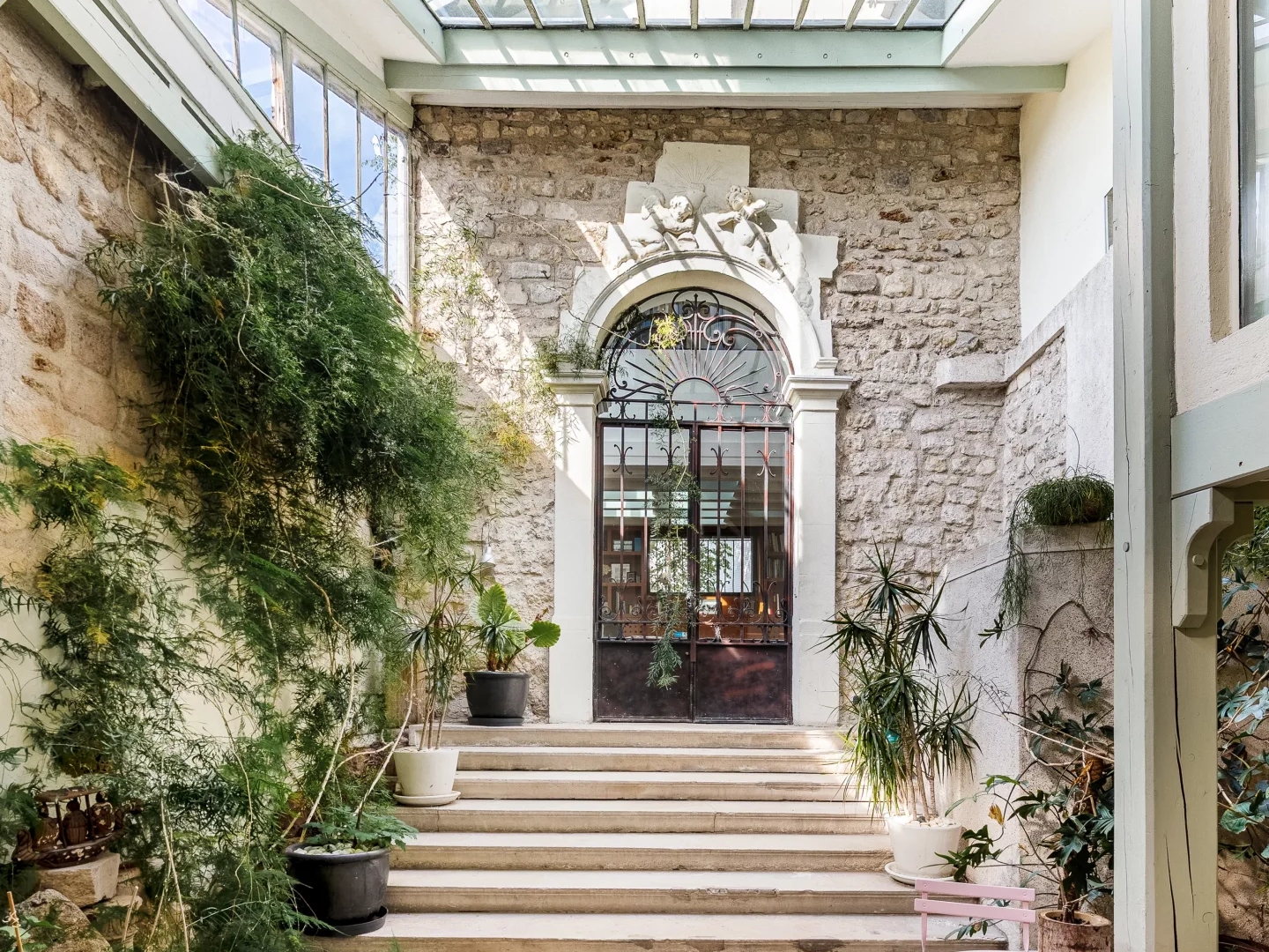 Appartement à vendre - 6 pièces - 163m2 - Paris 18e (75018)