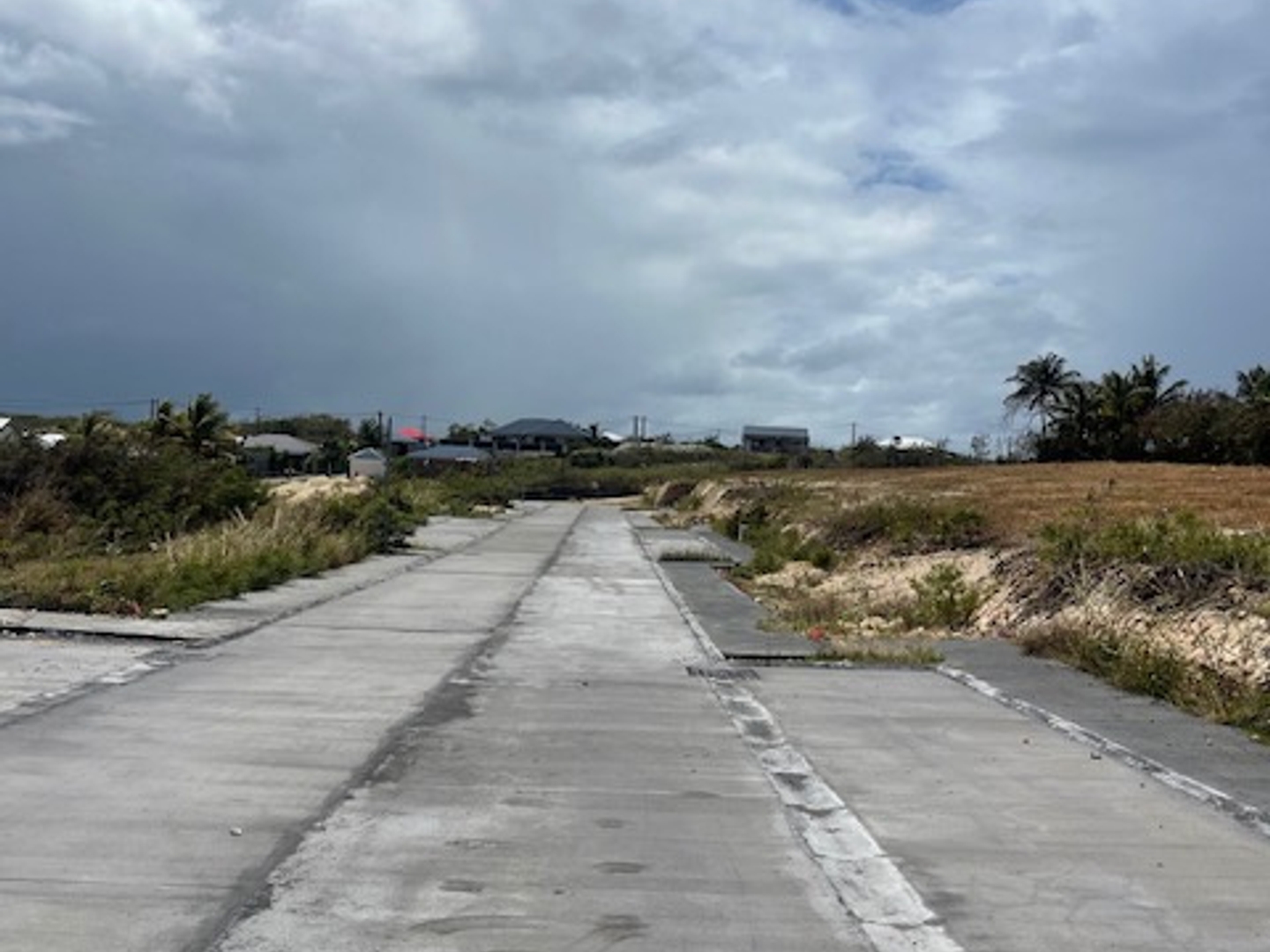 Terrain 768 m²