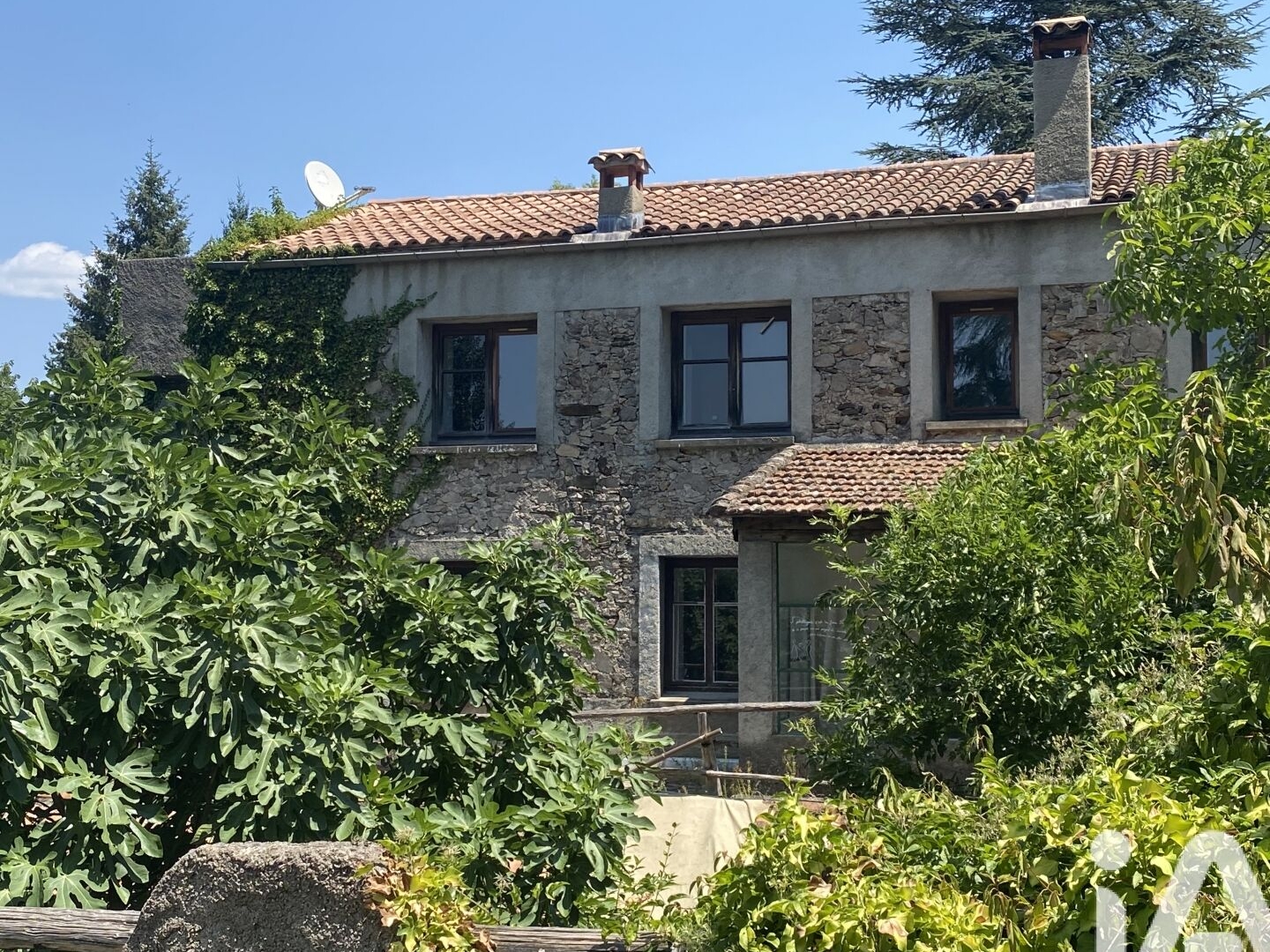 Vente Domaine 20 pièces