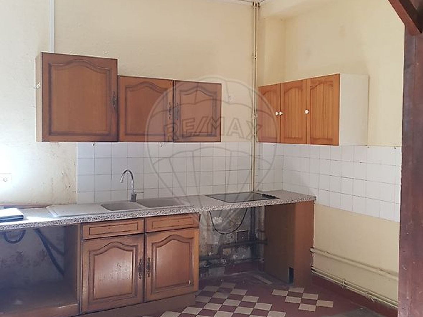 Maison à vendre - 5 pièces - 180m2 - Châtenay-Sur-Seine (77126)