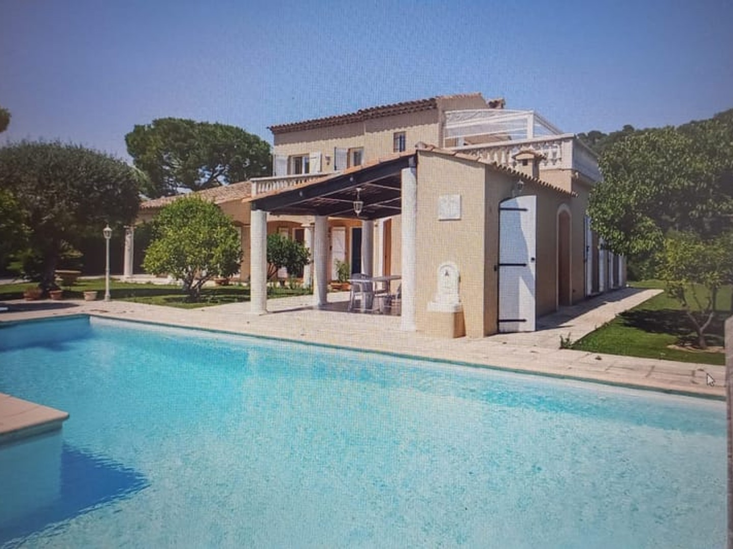 Maison à vendre - 8 pièces - 200m2 - Villefranche-Sur-Mer (06230)