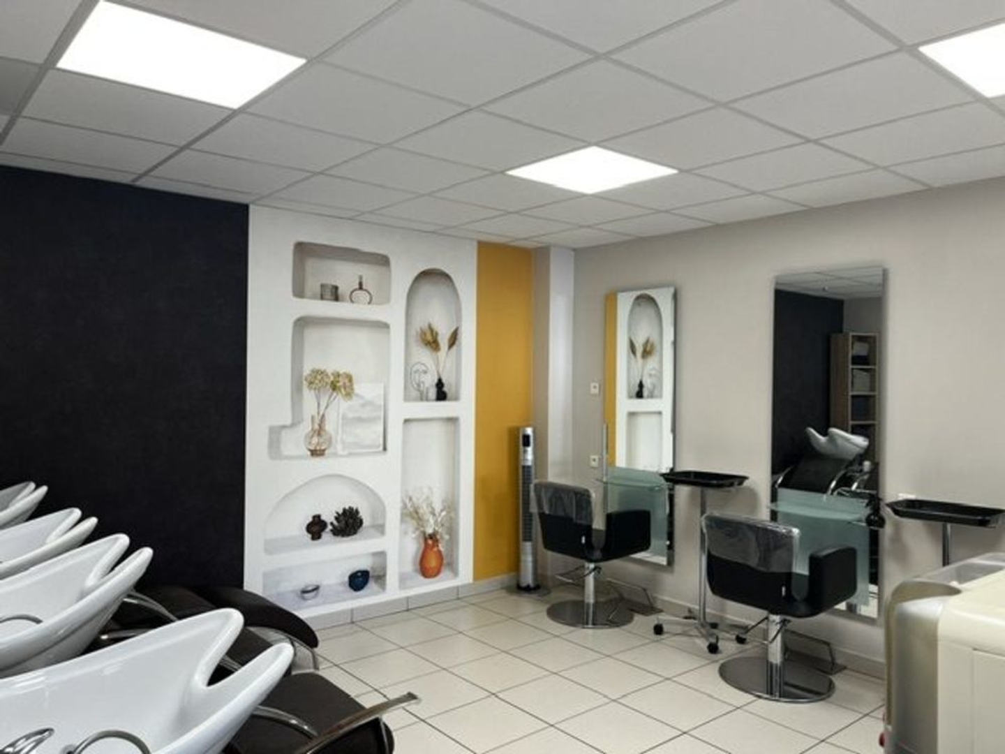 Fonds de commerce d'un salon de coiffure à ISLE !