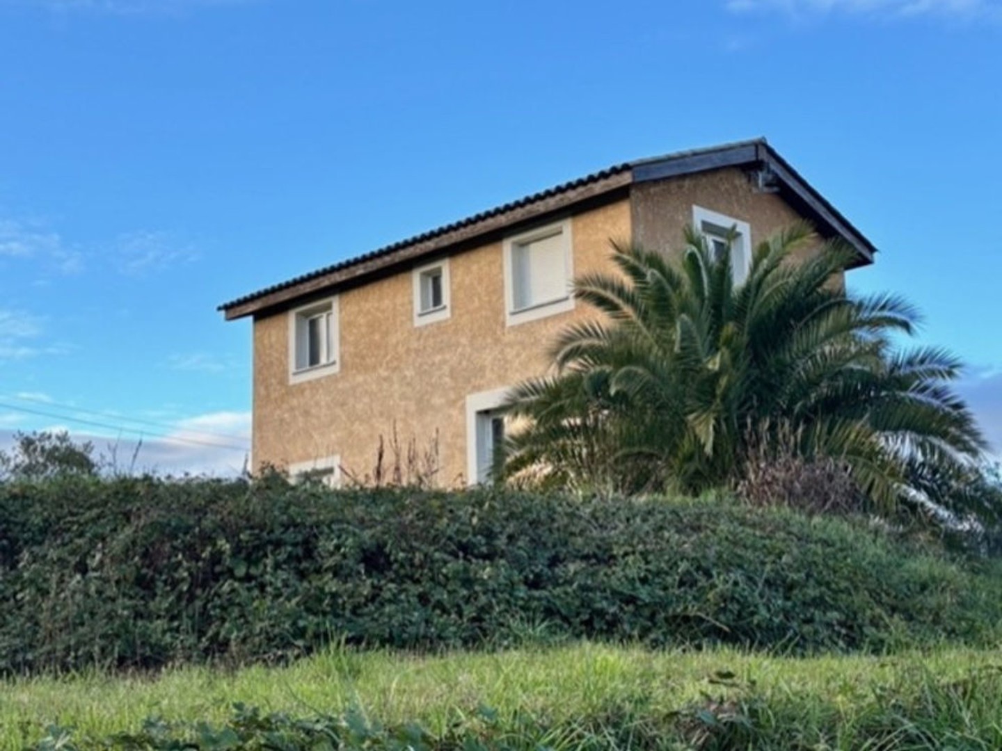 Dpt Gers (32), à vendre SAINTE-DODE Maison T4 de 105 m² habitables à terminer sur 3519 m² de terrain, au calme