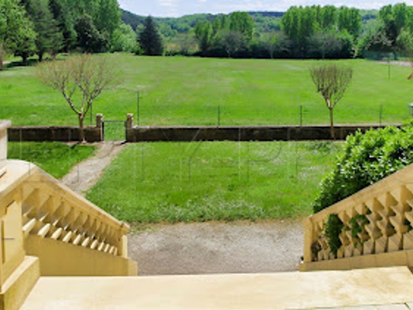 Maison à vendre - 2000m2 - Le Bugue (24260)